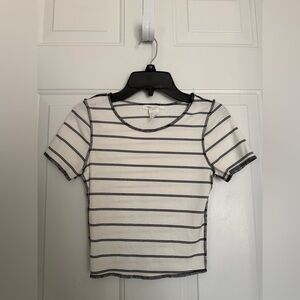Women's White & Black Striped Ribbed Tee